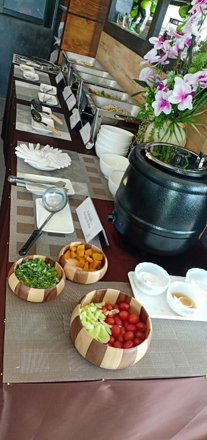 קנצ'נבורי Makan Resort מראה חיצוני תמונה